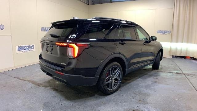 Certified Used 2025 Black Metallic Ford ST-Line image 55
