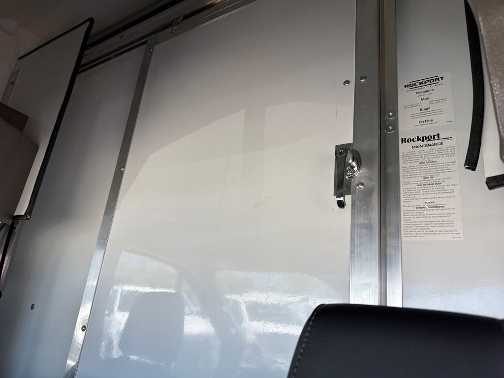 New 2026 Oxford White Ford Cutaway image 17