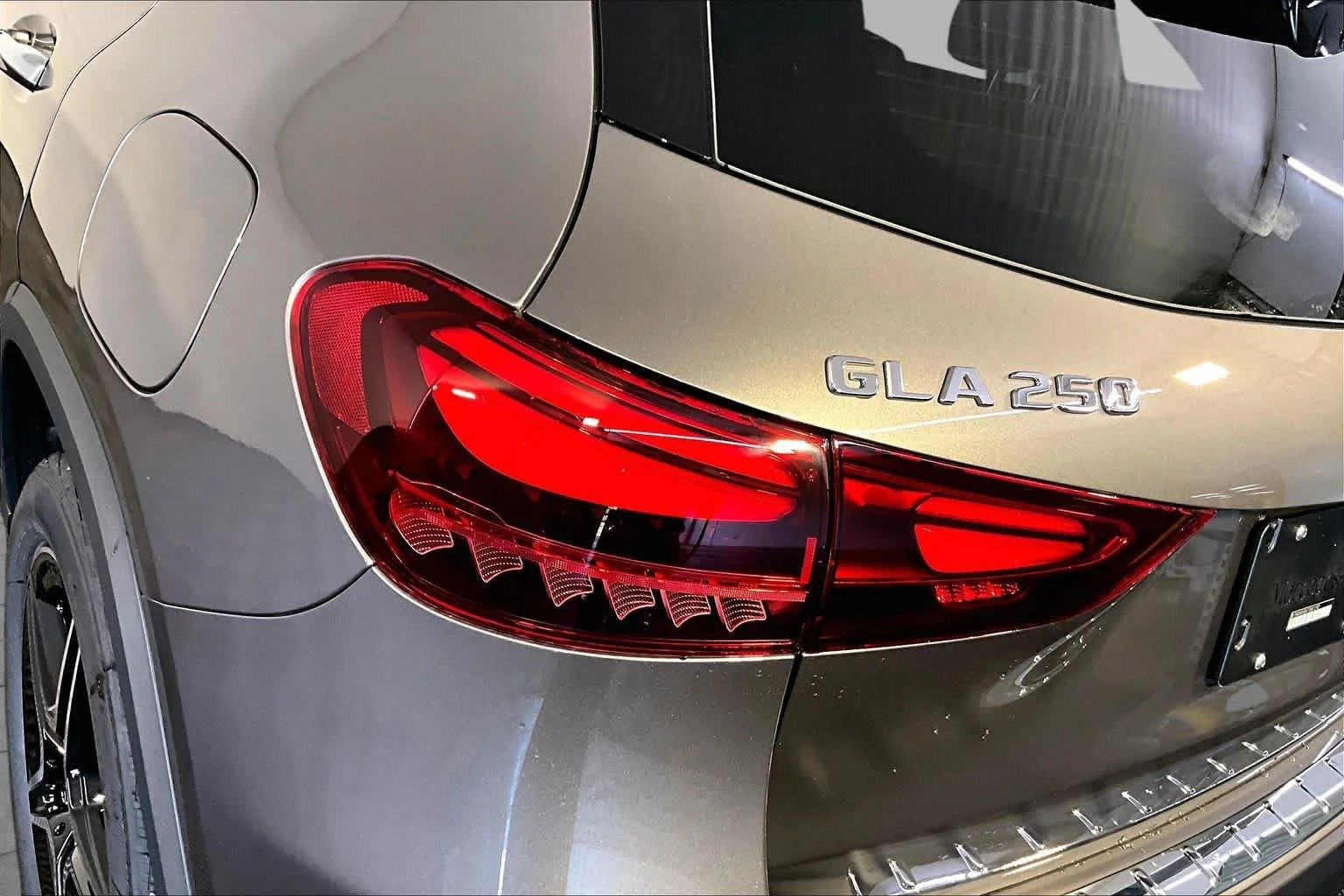 New 2026 Mountain Grey Metallic Mercedes-Benz GLA 250 image 5