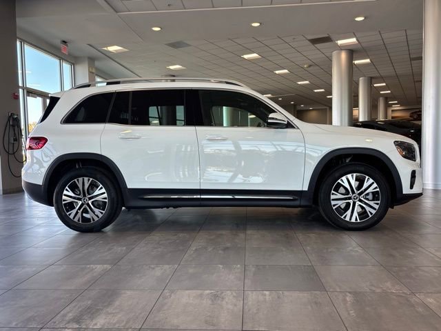 New 2026 Polar White Mercedes-Benz GLB 250 image 36