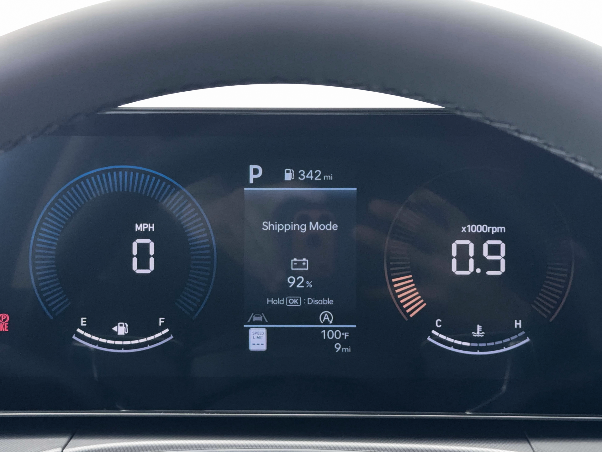 New 2027 White Hyundai SE AWD image 17