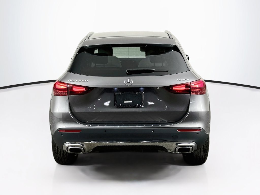 New 2026 Mountain Grey Metallic Mercedes-Benz GLA 250 image 35