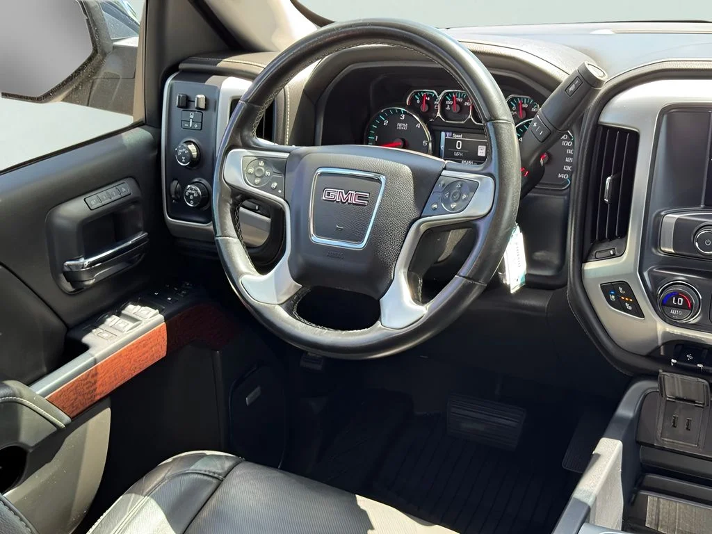 Used 2018 Black GMC SLT image 22