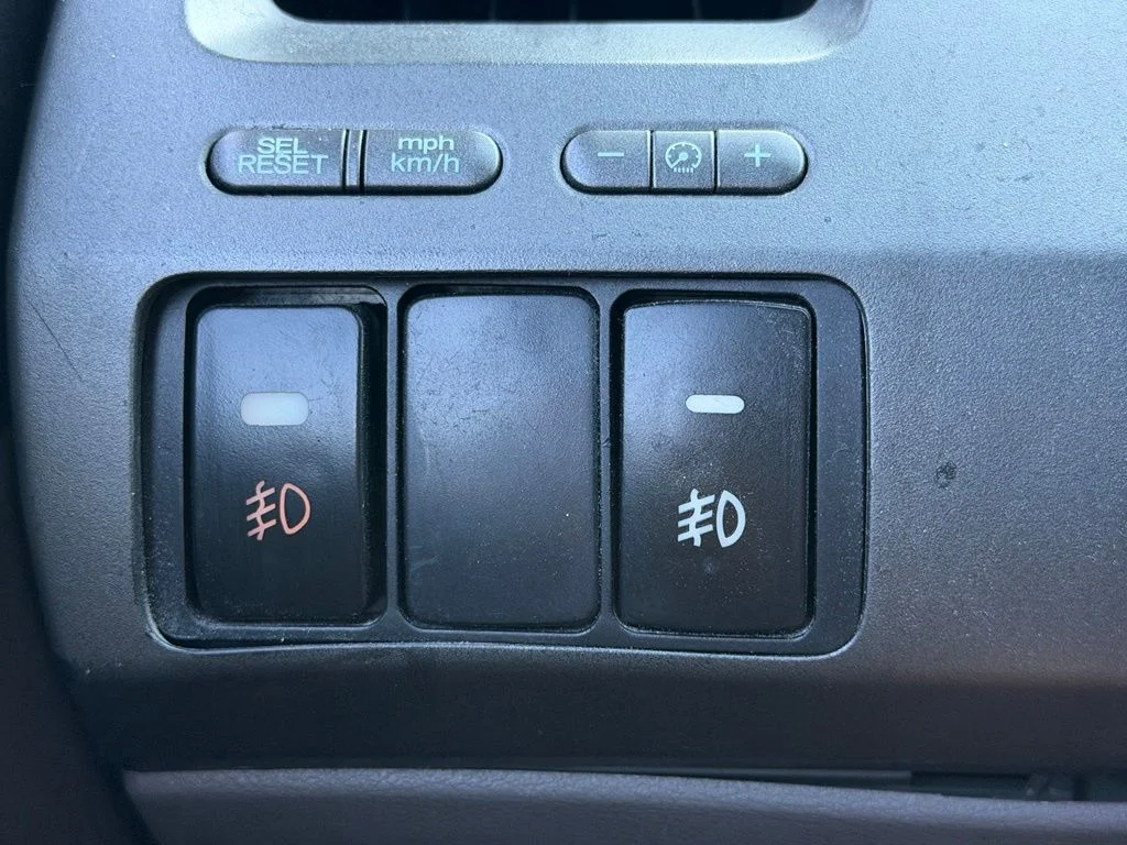 Used 2010  Honda EX image 25