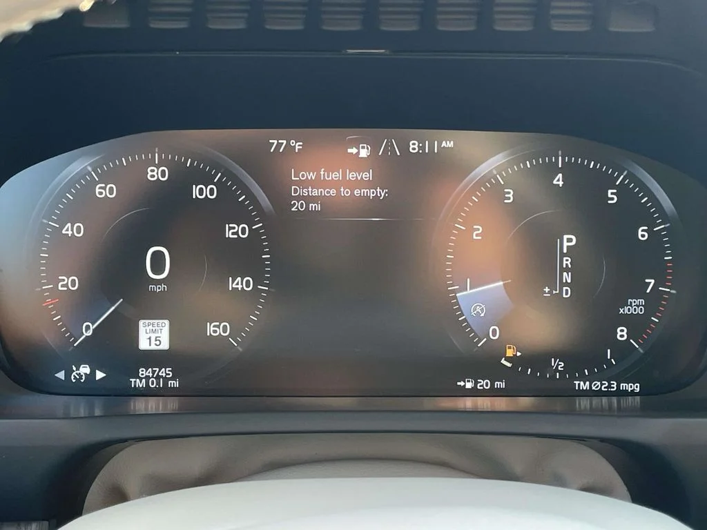Used 2021 Birch Light Metallic Volvo Inscription image 14