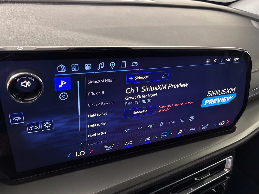 Used 2025 Gray Chevrolet LT image 25