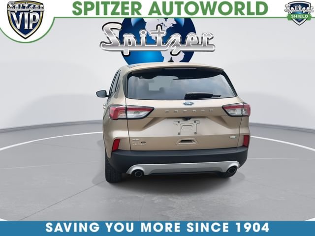 Used 2020 Gold Ford SE image 8