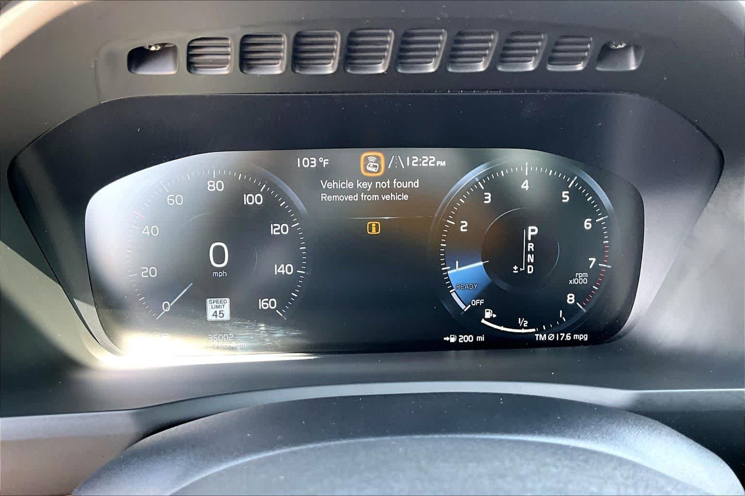 Used 2018 Maple Brown Metallic Volvo Inscription image 26