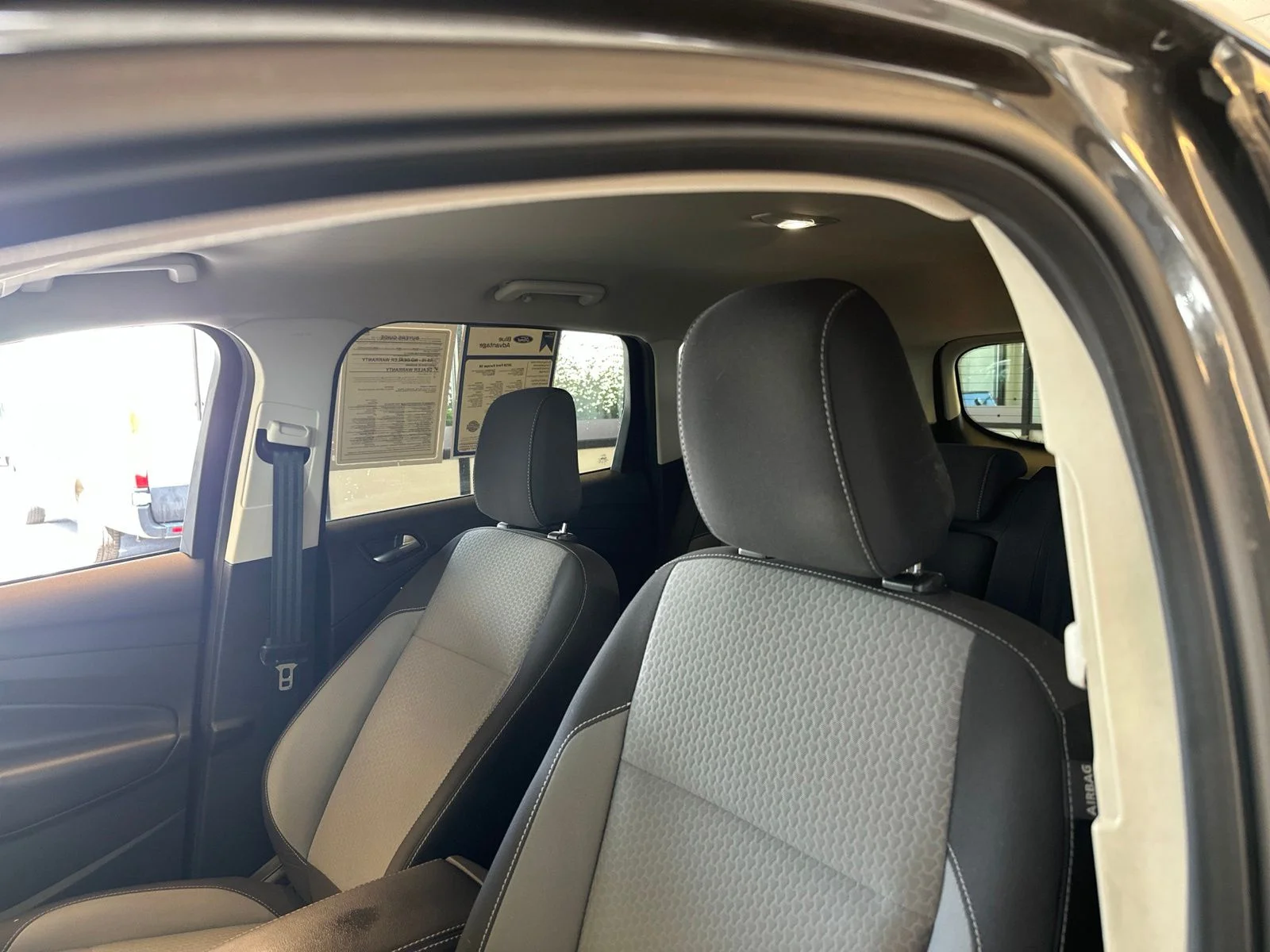 Used 2018 Gray Ford SE image 23