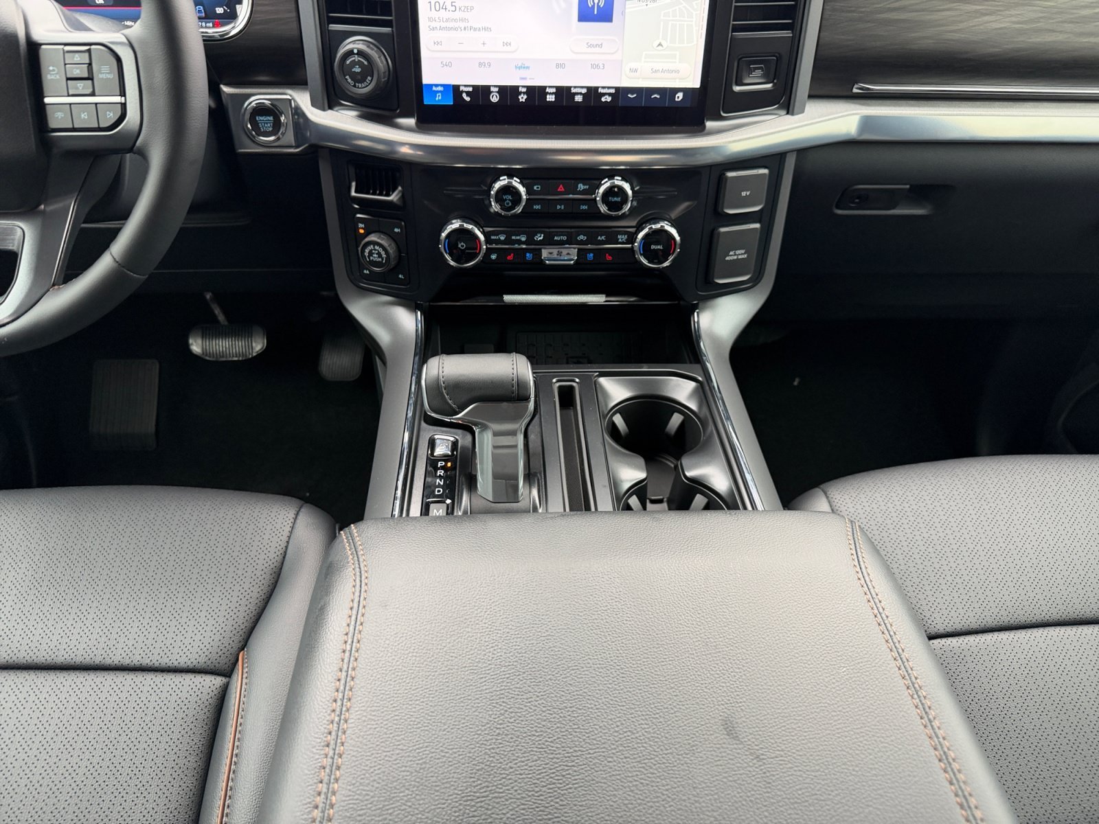 New 2026 Star White Metallic Tri-Coat Ford LARIAT image 12