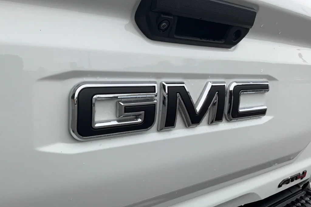2024 GMC Canyon AT4 - Photo 30