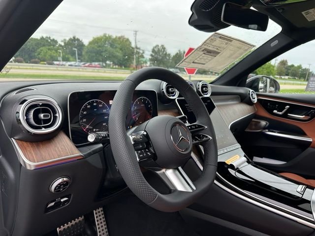 New 2027 Polar White Mercedes-Benz GLC 300 image 14