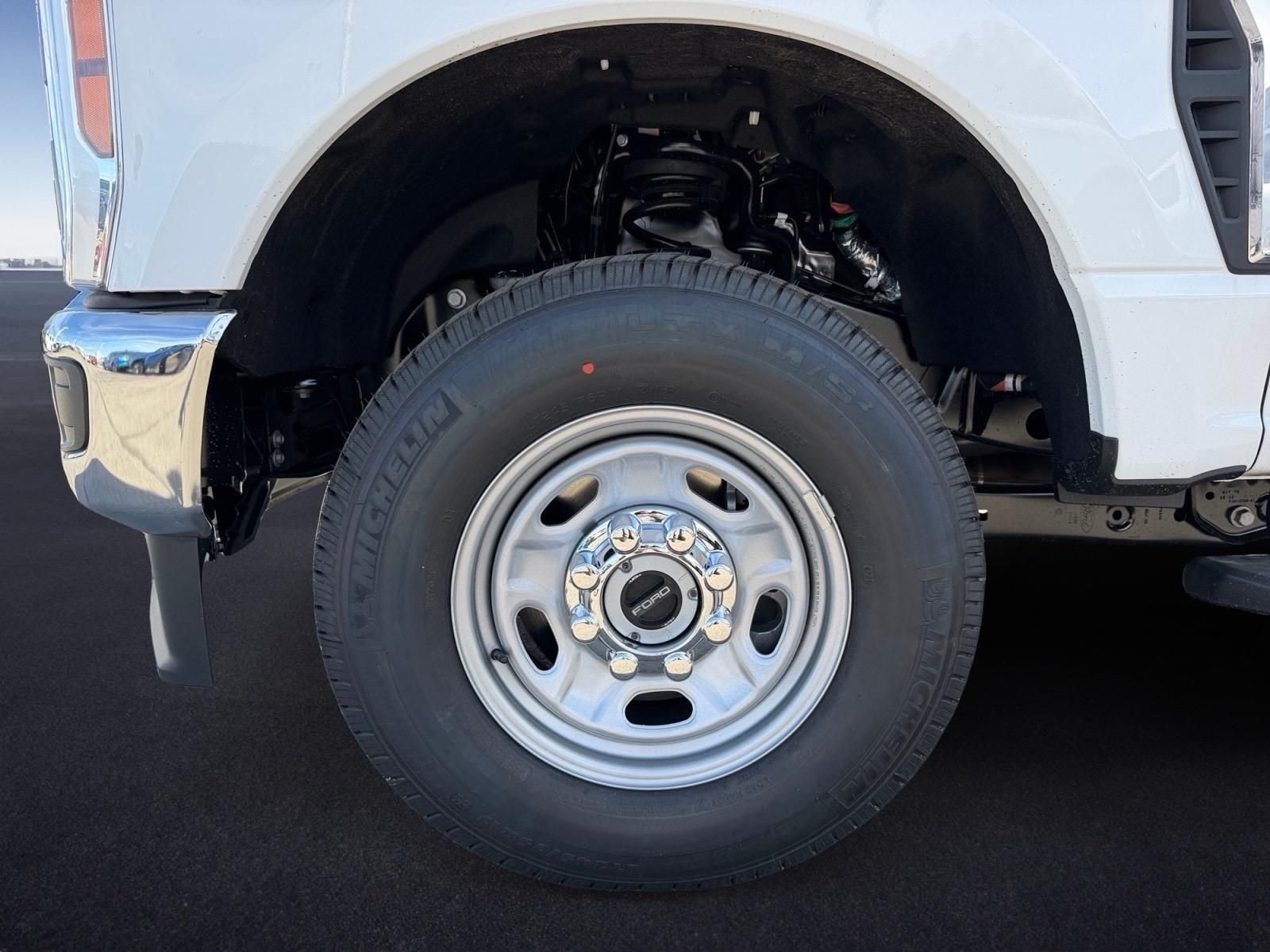New 2026 Oxford White Ford F-250® XL image 3