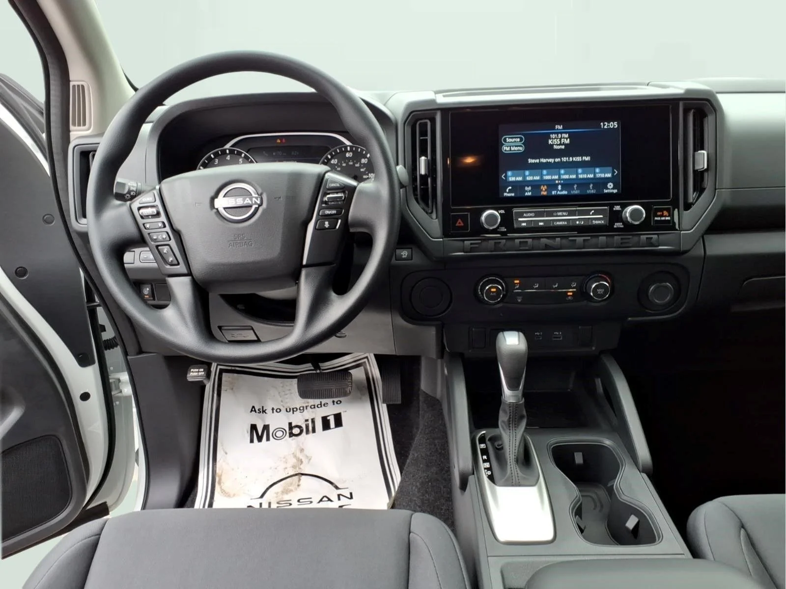 New 2026 Glacier White Nissan King Cab® S image 10