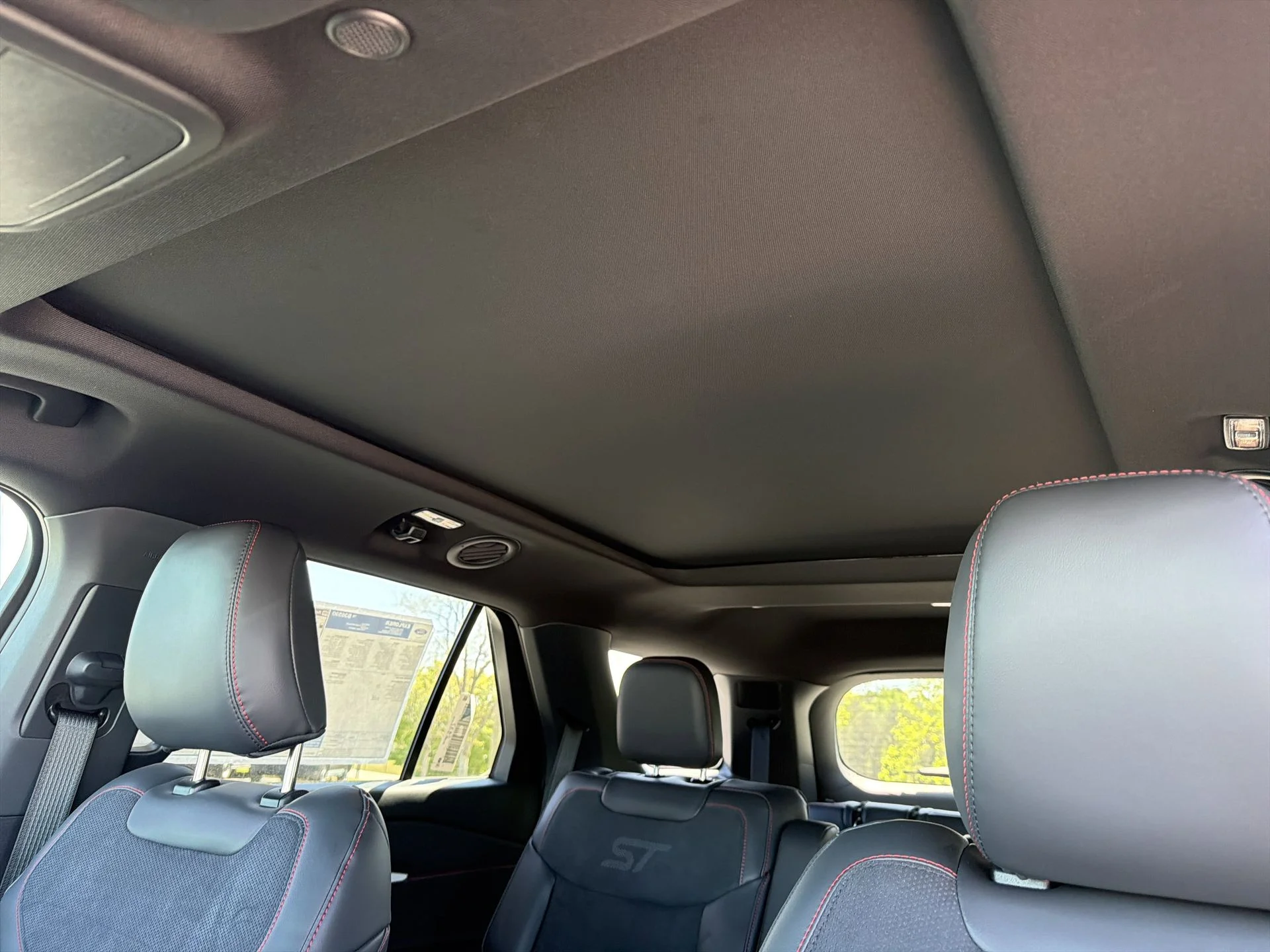 New 2026 Agate Black Metallic Ford ST image 5
