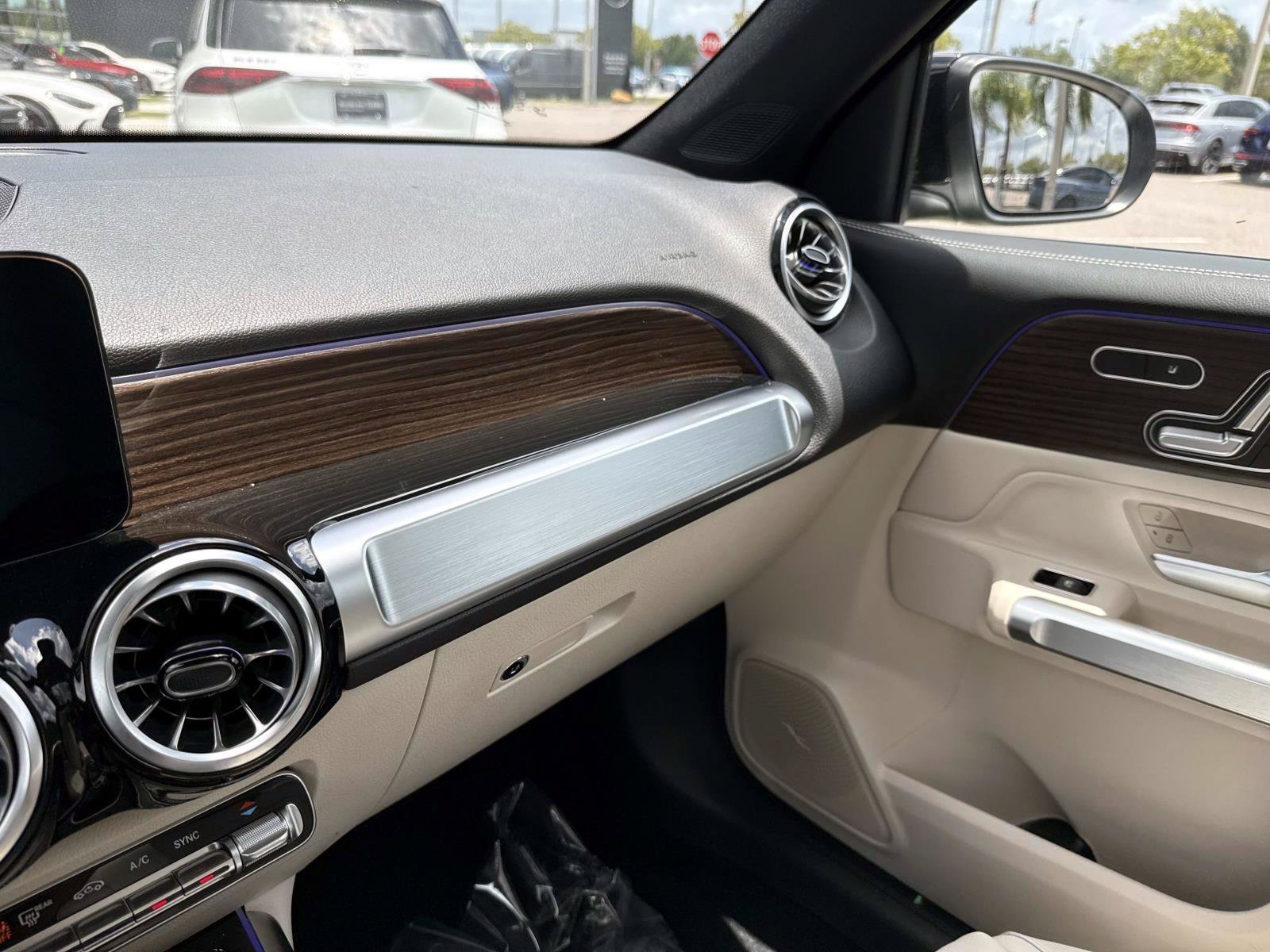 New 2026 Black Mercedes-Benz 250 SUV image 26