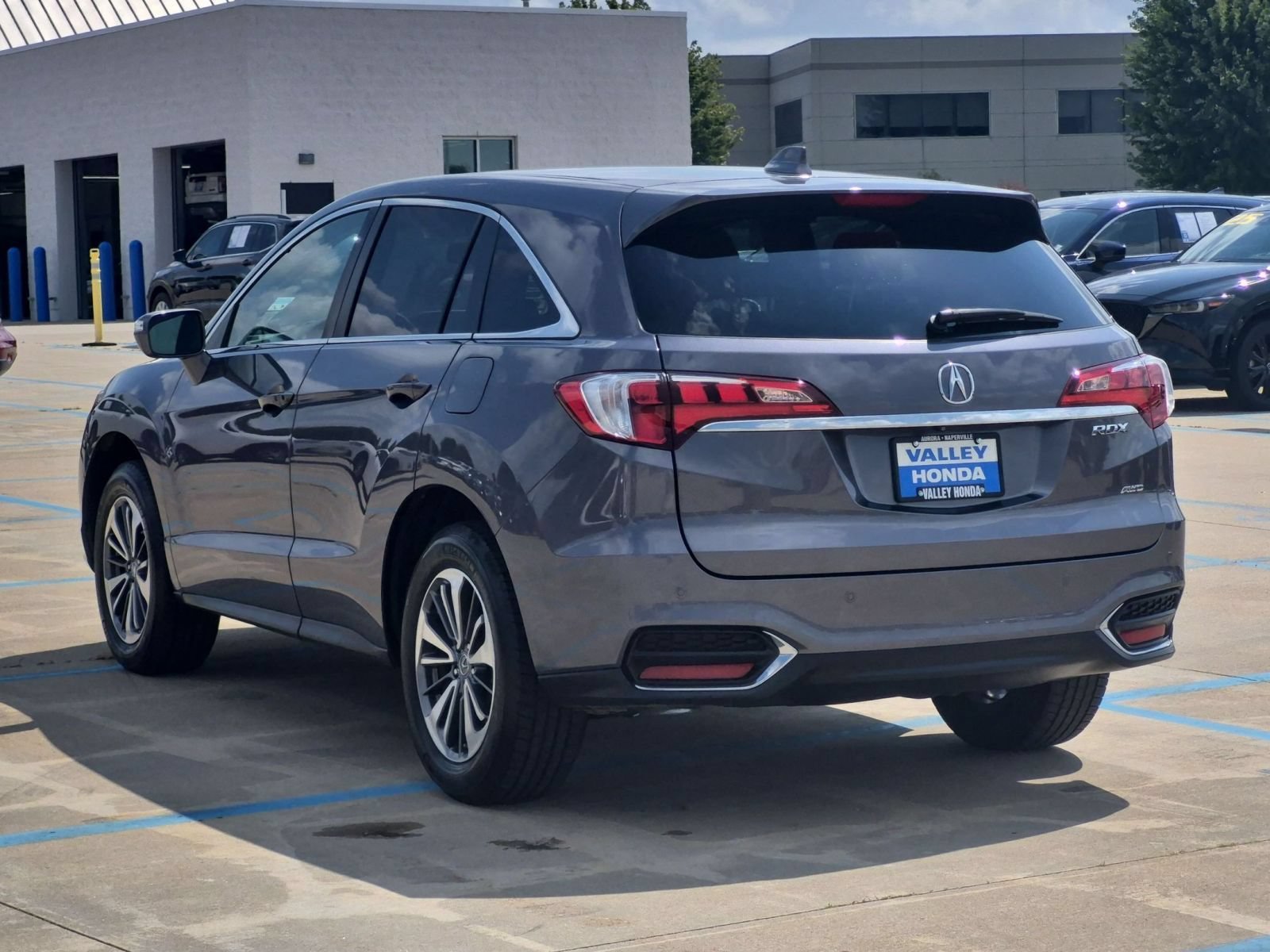 Used 2017 Gray Acura w/Advance Pkg image 8