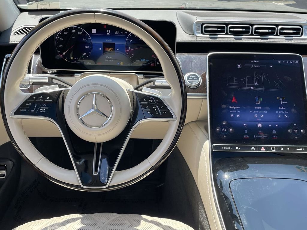 Used 2022  Mercedes-Benz S 580 image 23