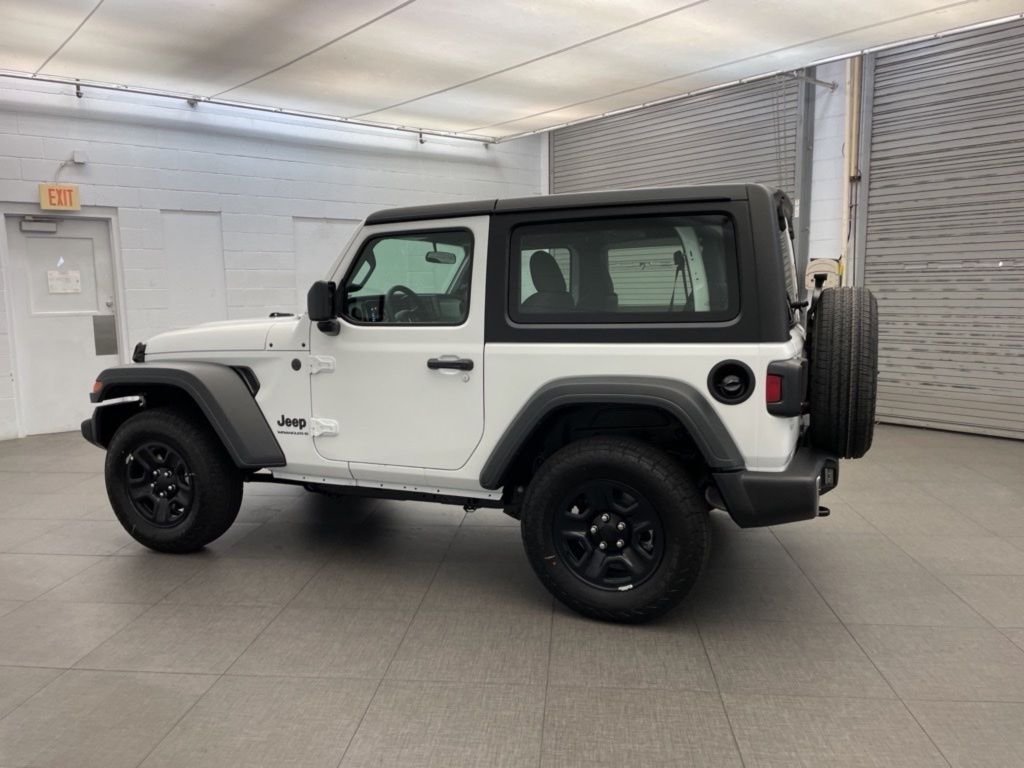 New 2026 Bright White Clear-Coat Exterior Paint Jeep Sport image 5