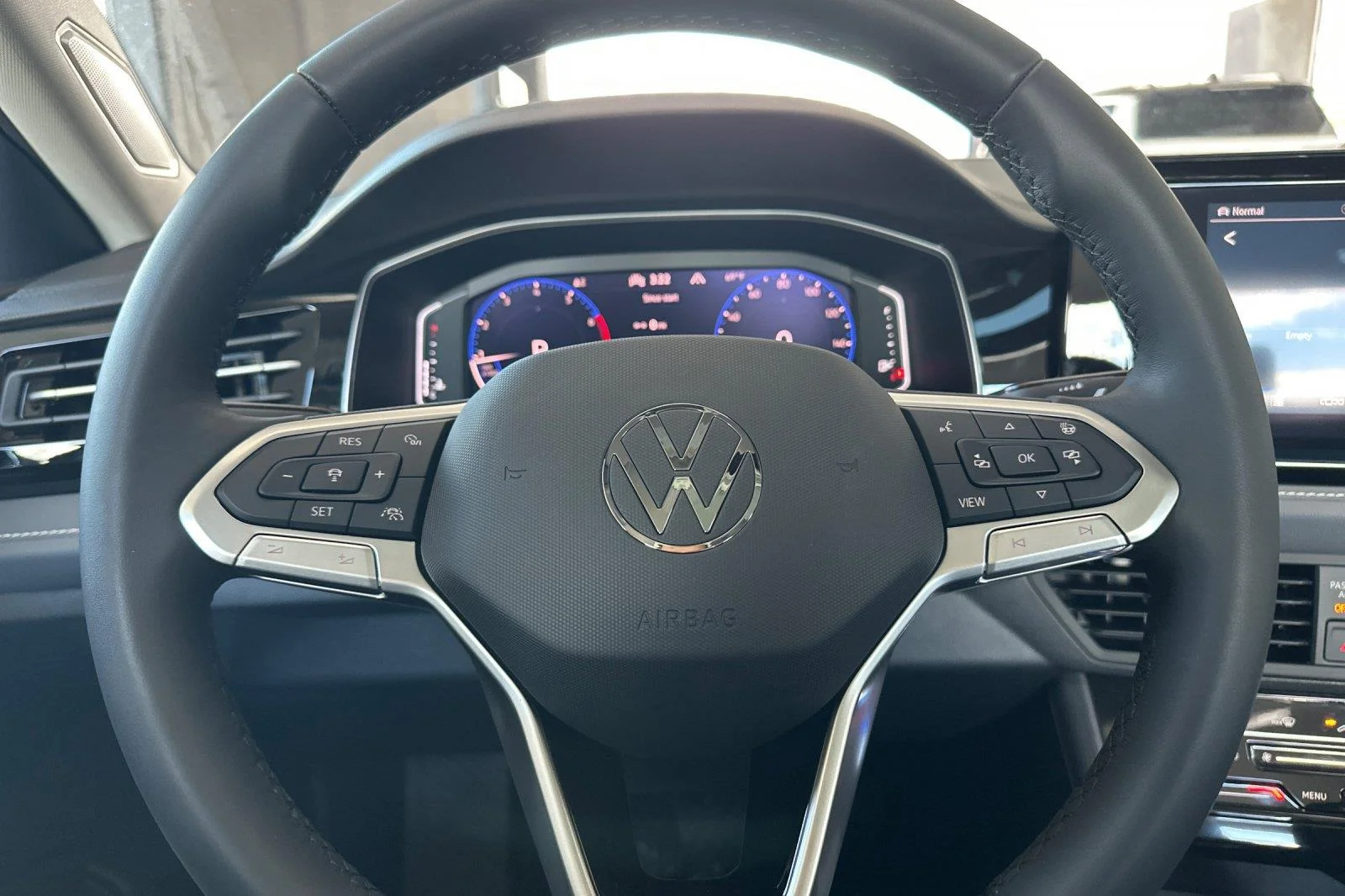 New 2026 Opal White Pearl Volkswagen SEL image 23