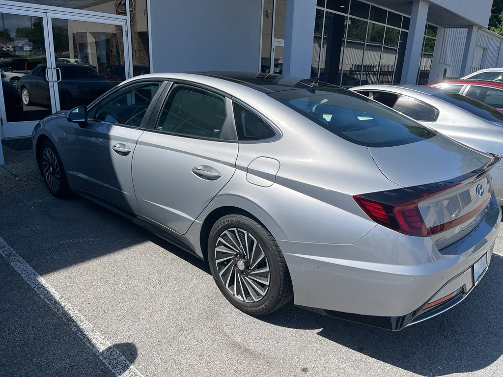 Used 2023 Curated Silver Hyundai Limited image 2