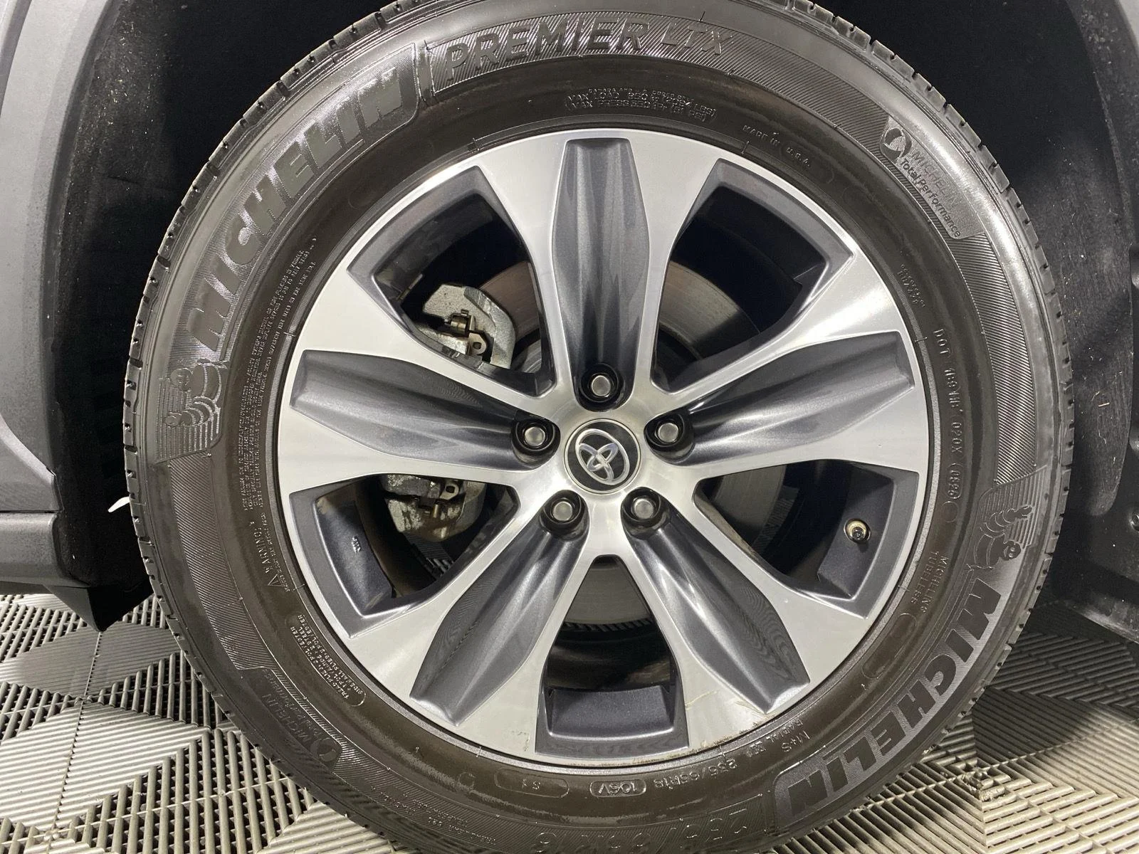 Used 2025 Magnetic Gray Metallic Toyota XLE image 12