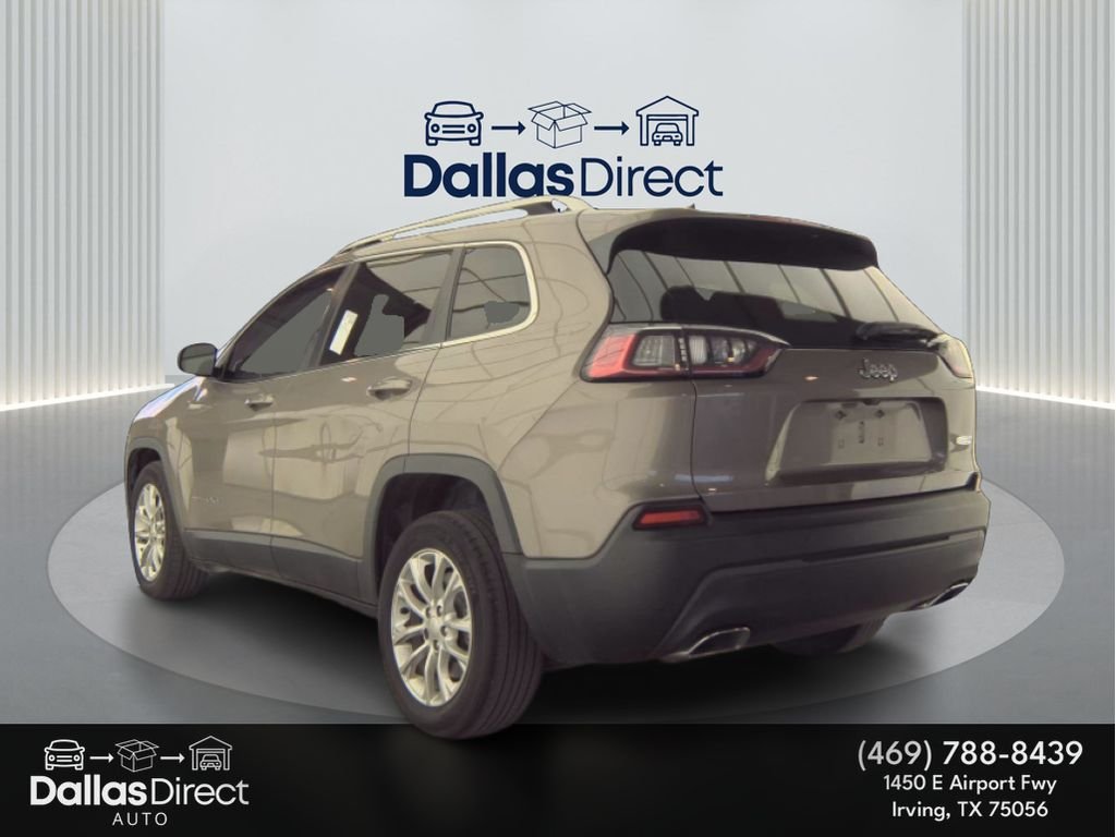 Used 2019 Light Brownstone Pearlcoat Jeep Latitude image 8