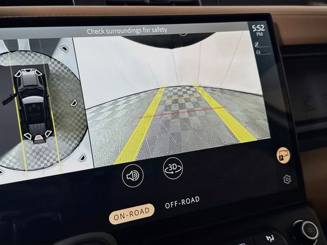 New 2026 Fuji White Land Rover X-Dynamic SE image 17