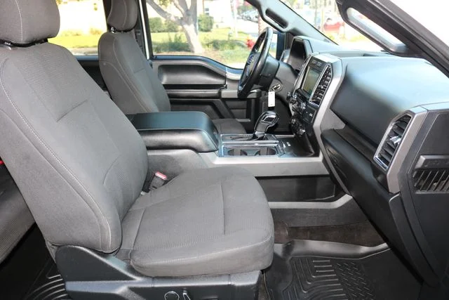 Used 2016 White Ford XLT image 45