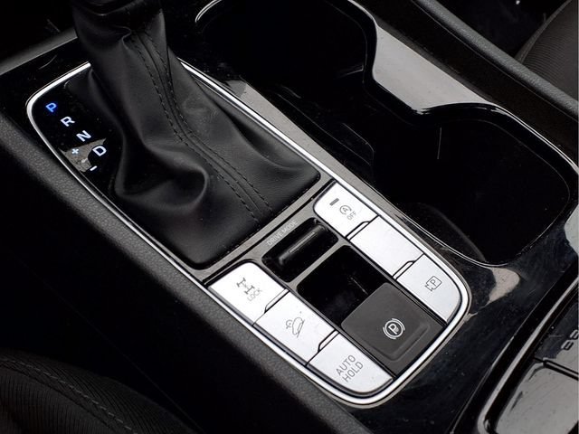 Used 2024  Hyundai SEL image 8