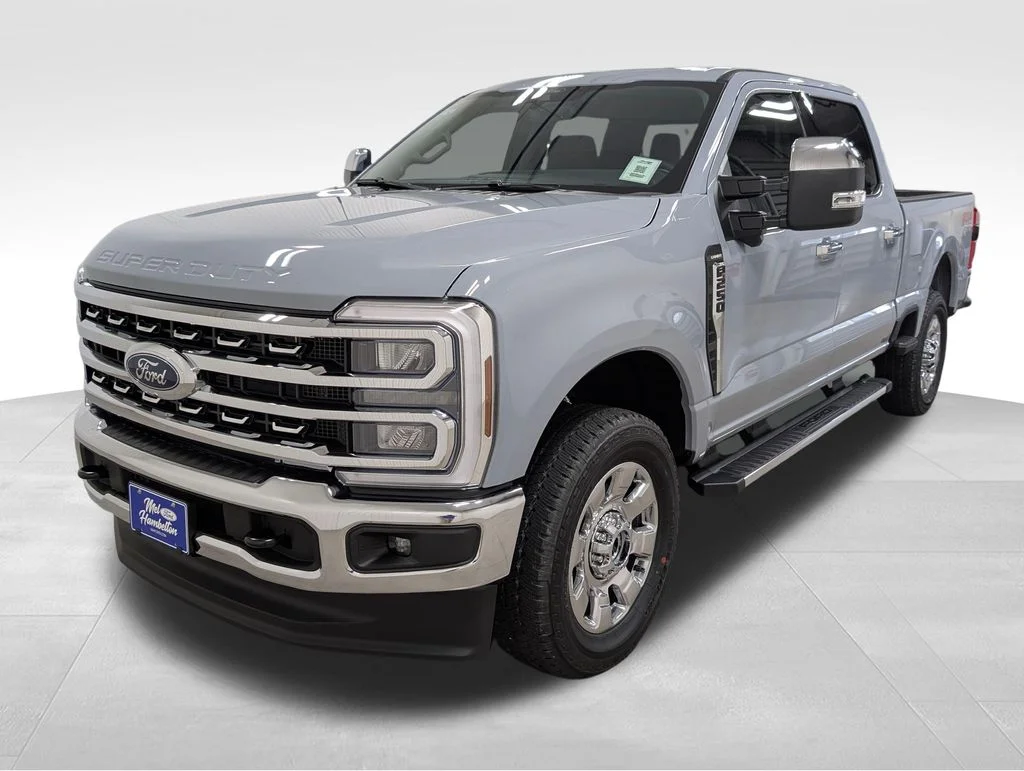 New 2026 Glacier Gray Metallic Tri-Coat Ford F-250® Lariat® image 23