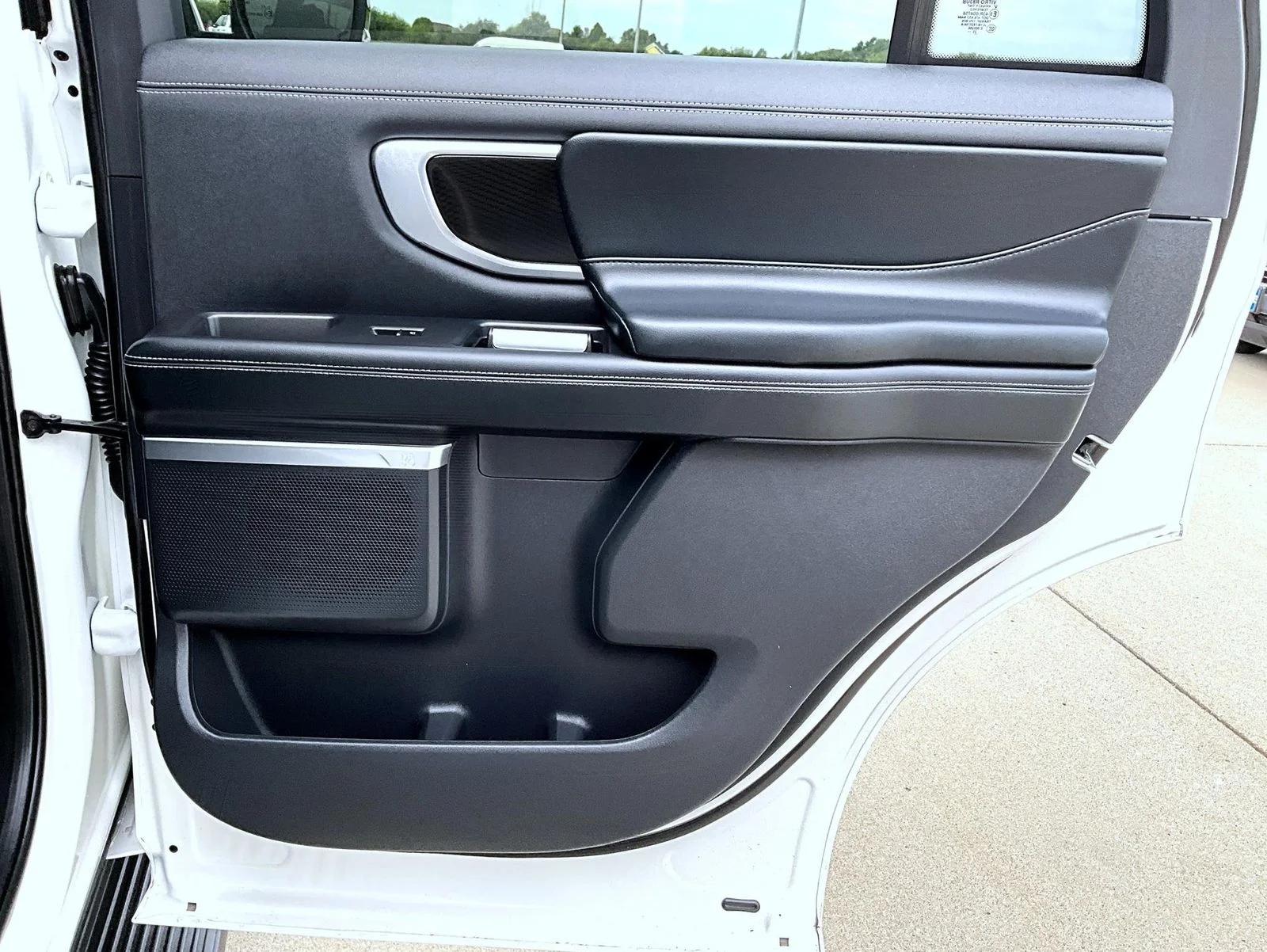 Used 2026 White Ford Platinum image 18