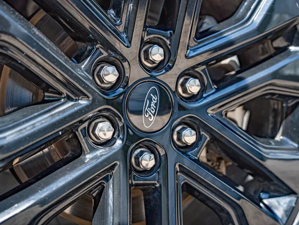 Used 2024 Agate Black Metallic Ford Lariat image 12