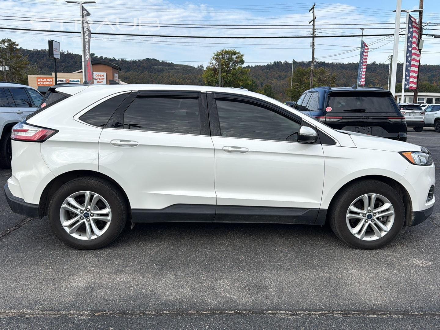 Used 2020 Star White Metallic Tri-Coat Ford SEL image 4