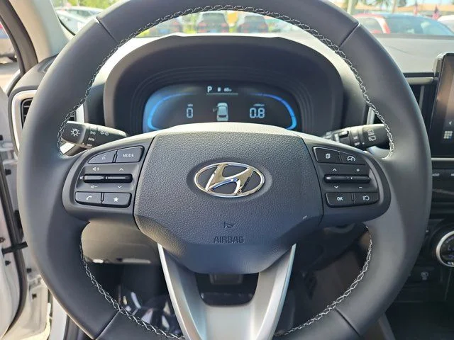2025 Hyundai Venue SEL - Photo 18