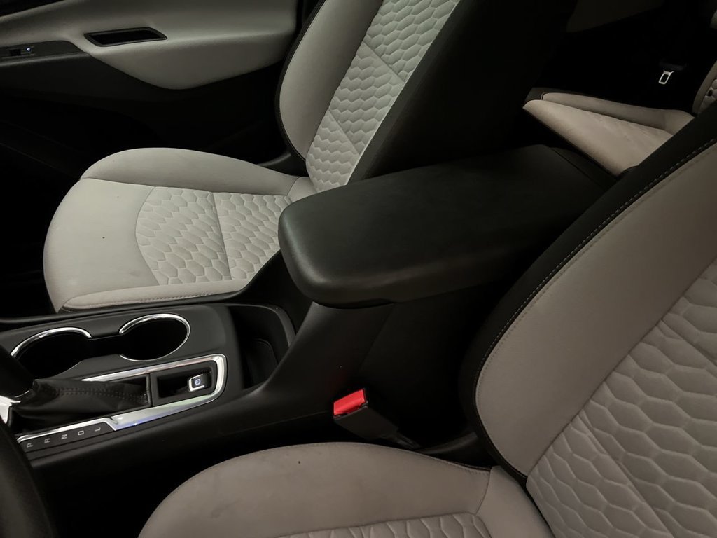 2020 Chevrolet Equinox LS - Photo 20
