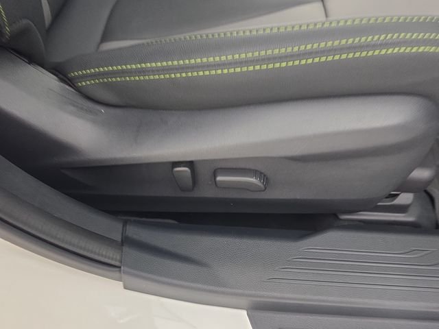 Certified Used 2025 White Subaru Onyx Edition XT image 30