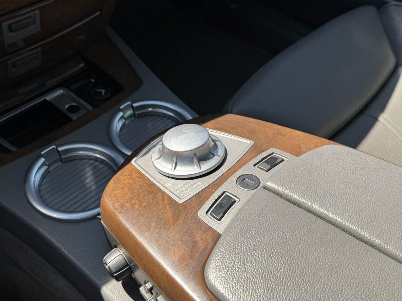 Used 2003 White BMW 745Li image 23