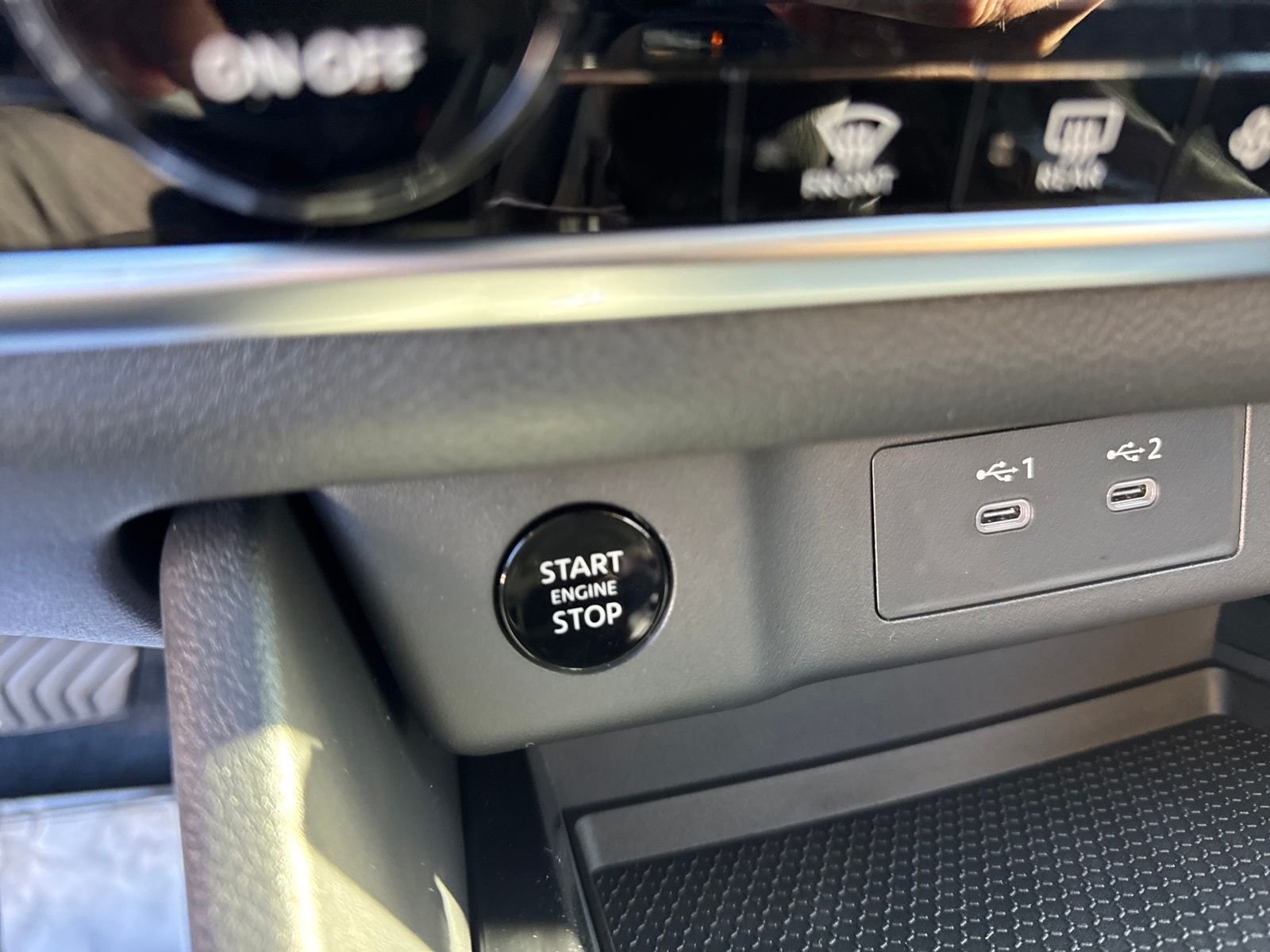 New 2026 Nissan Rogue SV 4D Sport Utility