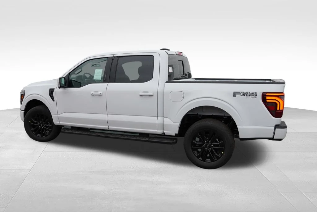 New 2026 Oxford White Ford Lariat image 6