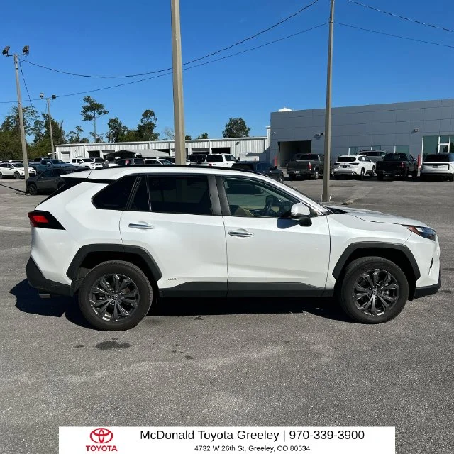 2023 Toyota RAV4 Hybrid LIMITED SUV Slide 3