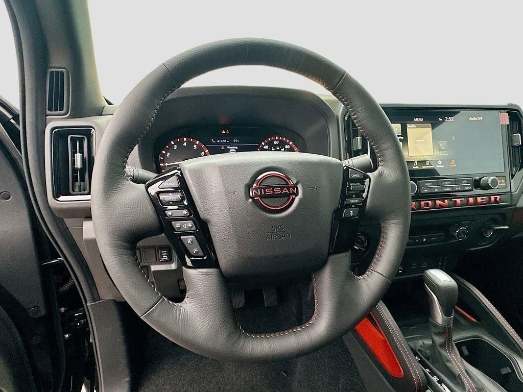 2026 Nissan Frontier PRO-4X - Photo 11