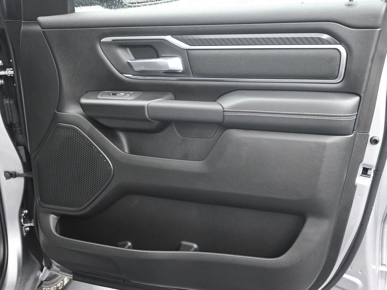 2026 RAM 1500 Big Horn/Lone Star - Photo 8