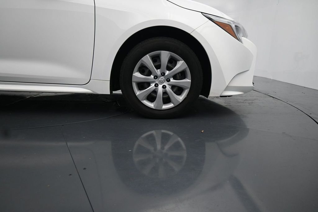 Used 2024 White Toyota LE image 11