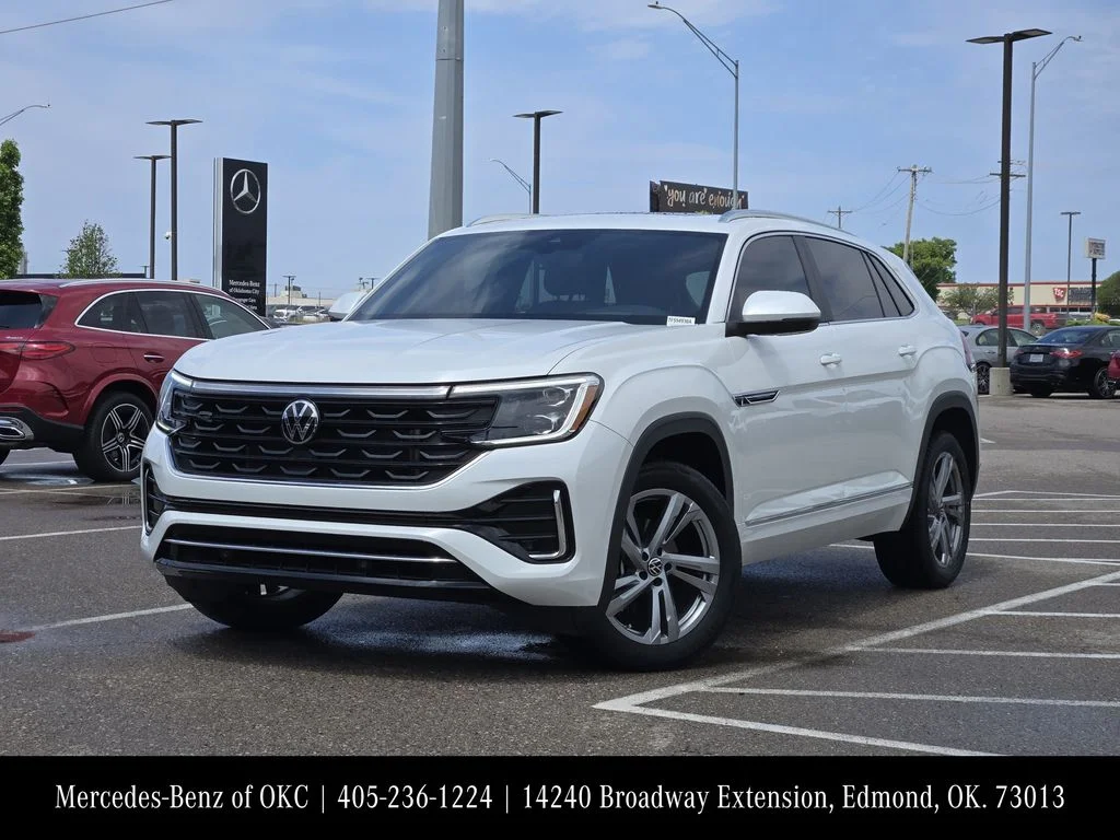 2024 Volkswagen Atlas Cross Sport 2.0T SEL R-Line 4MOTION's photo