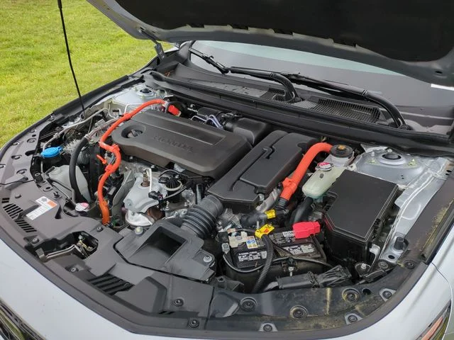 Used 2025 Silver Honda Sport image 25