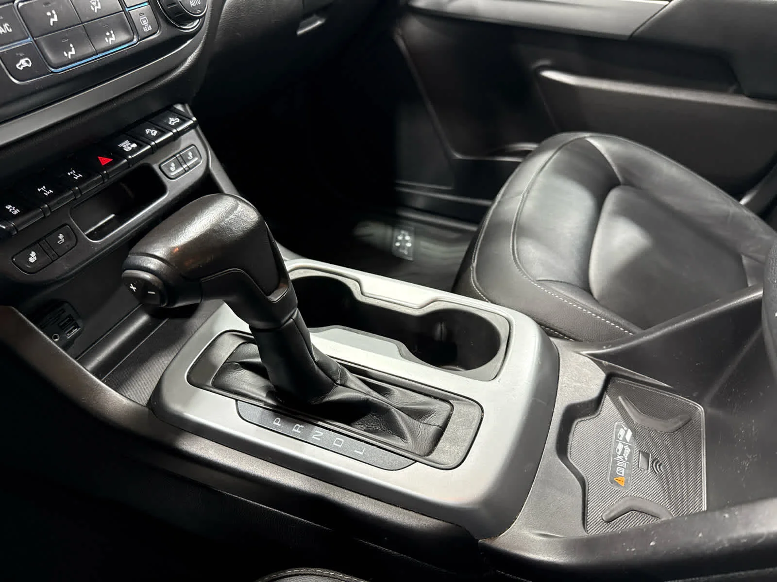 Used 2020 SUMMIT WHITE Chevrolet 4WD ZR2 image 19