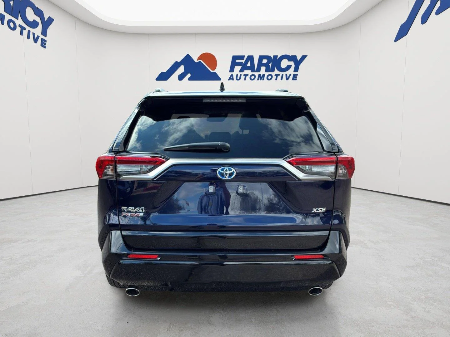 Used 2024 Blueprint w/Midnight Black Metallic Roof Toyota XSE image 6