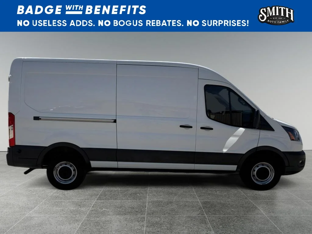 Used 2023 Oxford White Ford Base image 3