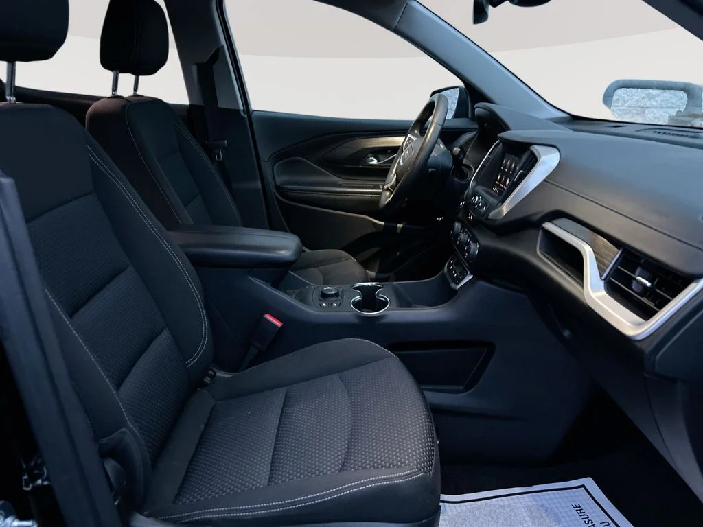 Used 2024 Black GMC SLE image 28